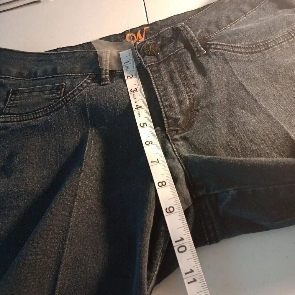 Worn Bootcut Leg Jeans Women's Size 8/29 Blue mid Rise Stretch